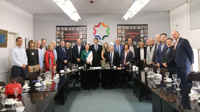 El homenaje se realizó en la previa de Pesaj y reunió a expresidentes de la entidad, jueces y referentes comunitarios