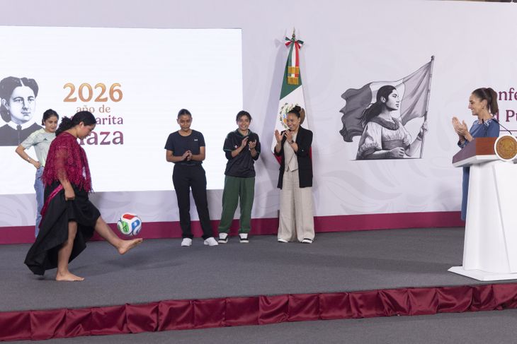 Yolett Cervantes Cuaquehua, de 21 años originaria de Tlaquilpa, un municipio enclavado en las Altas Montañas de Veracruz, fue la ganadora del concurso impulsado por el gobierno de México. Yolett Cervantes Cuaquehua, de 21 años originaria de Tlaquilpa, un municipio enclavado en las Altas Montañas de Veracruz, fue la ganadora del concurso impulsado por el gobierno de México.