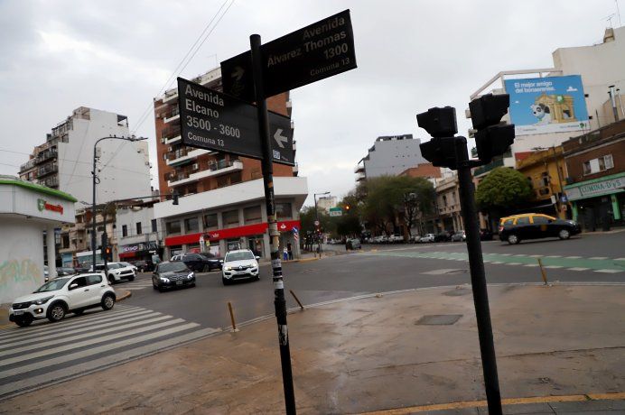 Intersección de las avenidas Elcano y Álvarez Thomas, en Villa Ortúzar, y próximo con Colegiales y Chacarita, barrios en expansión dentro de CABA Intersección de las avenidas Elcano y Álvarez Thomas, en Villa Ortúzar, y próximo con Colegiales y Chacarita, barrios en expansión dentro de CABA