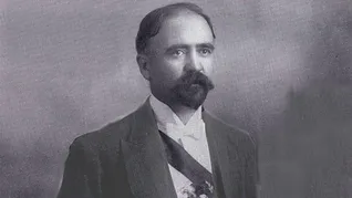 Nace en Parras de la Fuente, Coahuila, en 1873 Francisco I. Madero, líder revolucionario y presidente de México. Nace en Parras de la Fuente, Coahuila, en 1873 Francisco I. Madero, líder revolucionario y presidente de México.