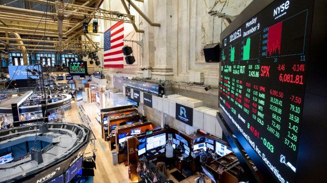 Wall Street: caída en la plaza neoyorquina tras inesperado dato de inflación.