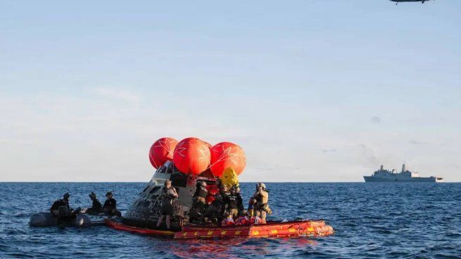 La cápsula, apodada “Integrity”, descendió de forma controlada gracias a un complejo sistema de seguridad diseñado para este fin.