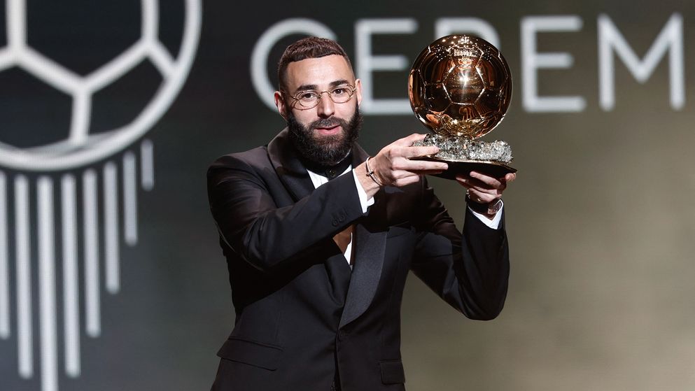 Goleador y ganador. Karim Benzema se alzó con el Balón de Oro y va por más por su brillante temporada en Real Madrid.