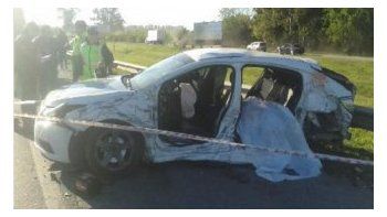 Huía de la Policía y chocó en contramano en Acceso Oeste: murió una joven