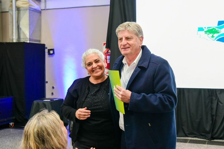 El gobernador de La Pampa, Sergio Ziliotto, encabezó un acto en Anguil. El gobernador de La Pampa, Sergio Ziliotto, encabezó un acto en Anguil.