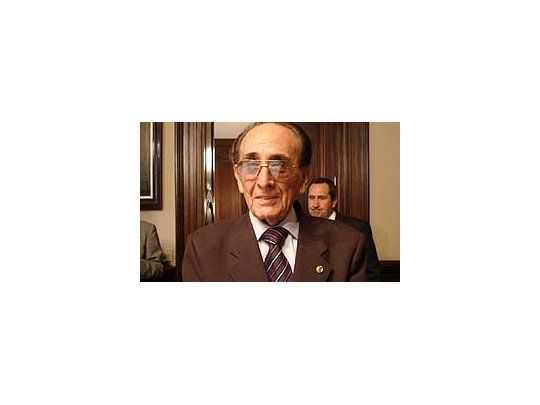 Carlos Fayt.