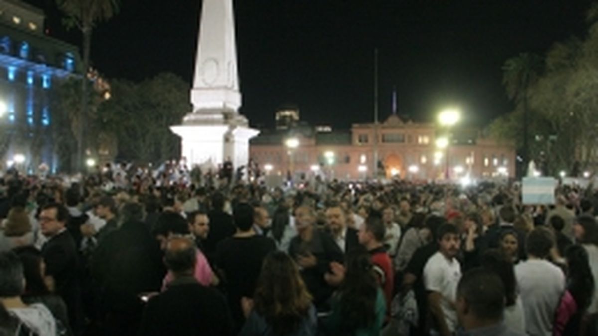 Protestas En El Centro Porteño Y En Distintas Ciudades Del País 9815