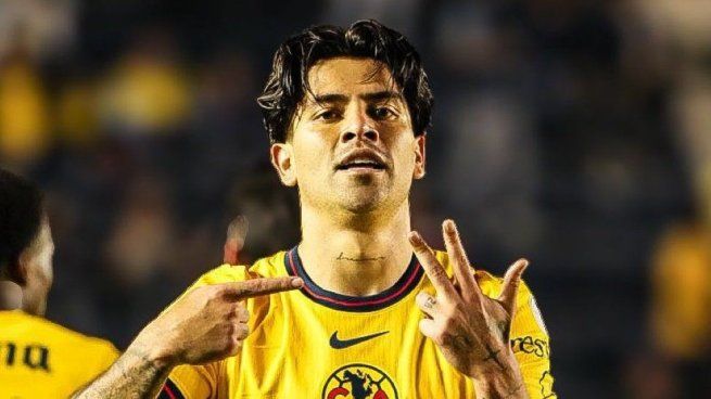 El delantero chileno Víctor Dávila sufrió rotura de su peroné de la pierna derecha y se perderá todo el Apertura 2024.