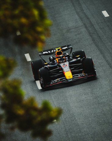 Mientras el asesor de Red Bull, Helmut Marko, ve como una alternativa interesante el retiro de Checo Pérez, el piloto mexicano pide mejoras en el auto de la escudería austríaca para la última parte de la temporada. Mientras el asesor de Red Bull, Helmut Marko, ve como una alternativa interesante el retiro de Checo Pérez, el piloto mexicano pide mejoras en el auto de la escudería austríaca para la última parte de la temporada.