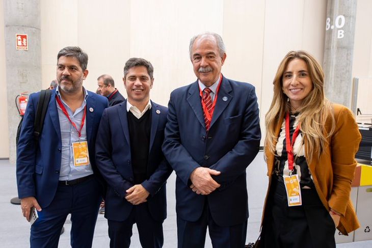 El presidente del BNDES de Brasil, Aloizio Mercadante, junto a la comitiva bonaerense.