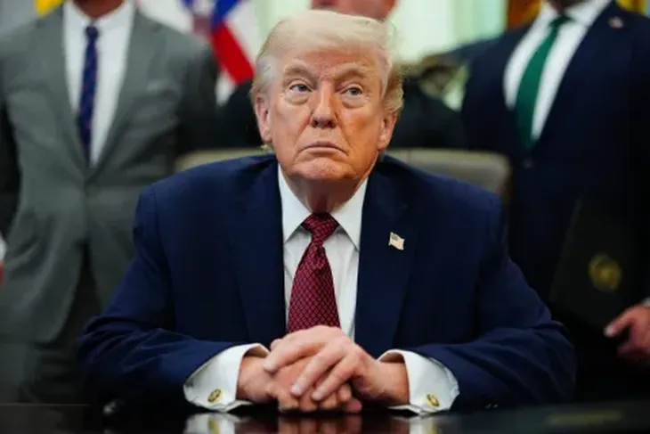 Trump insinuó que China podría haber enviado material militar a Irán en un barco interceptado. Trump insinuó que China podría haber enviado material militar a Irán en un barco interceptado.