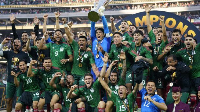 El entrenador Javier Aguirre dio la prelista de 59 jugadores de los que quedarán 23 para disputar la Copa de Oro. Sobresalen los regresos de Guillerm Ochoa e Irving Lozano.