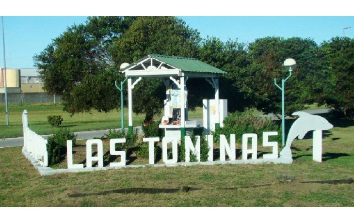 El Laberinto Las Toninas se extiende sobre 12.000 metros cuadrados y ofrece una experiencia turística distinta a metros del mar argentino.