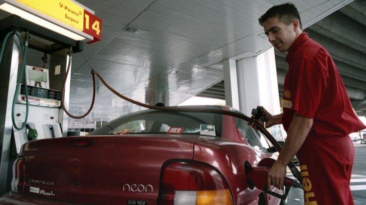 Las ventas de combustibles cayeron en julio contra el mes anterior
