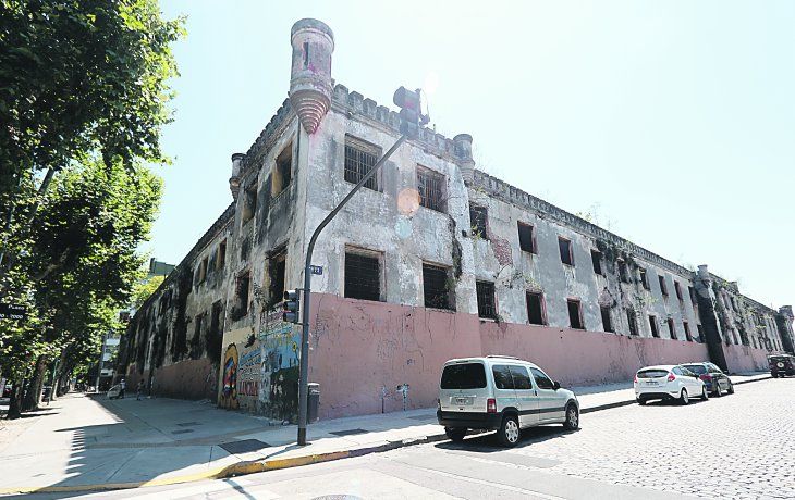 Fachada. El proyecto busca conservar parte de la fachada, ya que se trata de un edificio con protección. Hay empresas interesadas en llevar adelante la obra pero todavía no se conocen cuáles son.