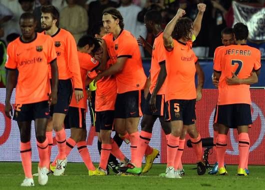Barcelona festeja uno de sus goles.