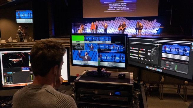 El trabajo de un productor es indispensable para que el contenido salga bien.