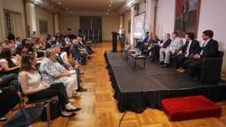 el centro ana frank presento los resultados del proyecto de desafios de la comunicacion frente a los discursos de odio