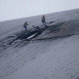 Inspectores del OIEA confirmaron que el escudo protector de Chernobyl perdió funciones de seguridad tras un ataque con drones rusos. Inspectores del OIEA confirmaron que el escudo protector de Chernobyl perdió funciones de seguridad tras un ataque con drones rusos.