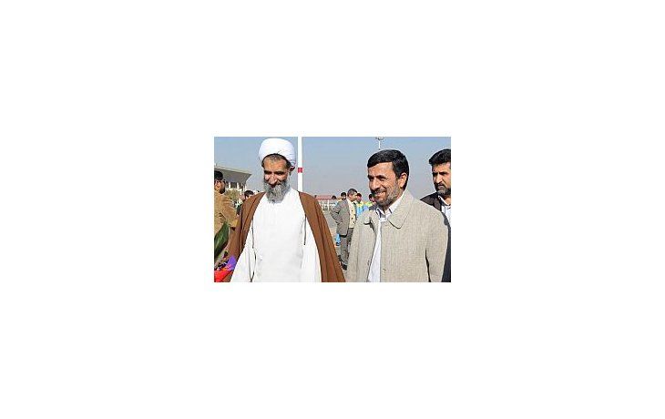 El líder supremo iraní, Alí Jemenei, junto al presidente Mahmud Ahmadineyad.