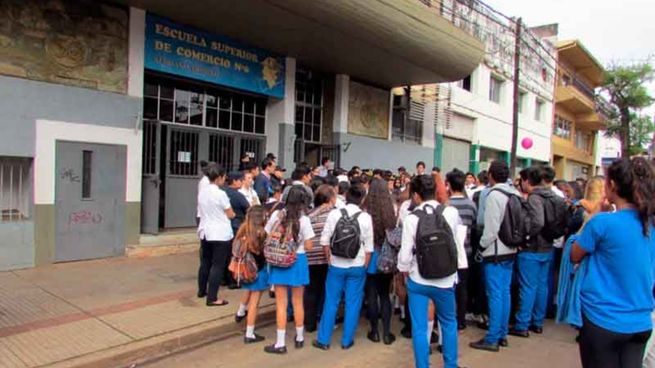 Una alumna de 13 años intoxicó a sus compañeros con gas pimienta en Misiones.