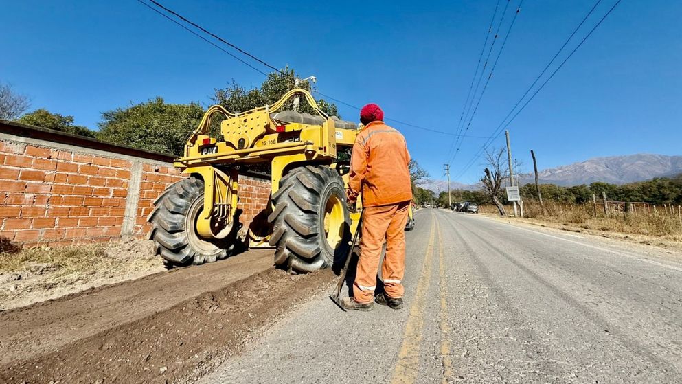 El Presupuesto 2027 proyecta $1,3 billones para más de 435 obras públicas.