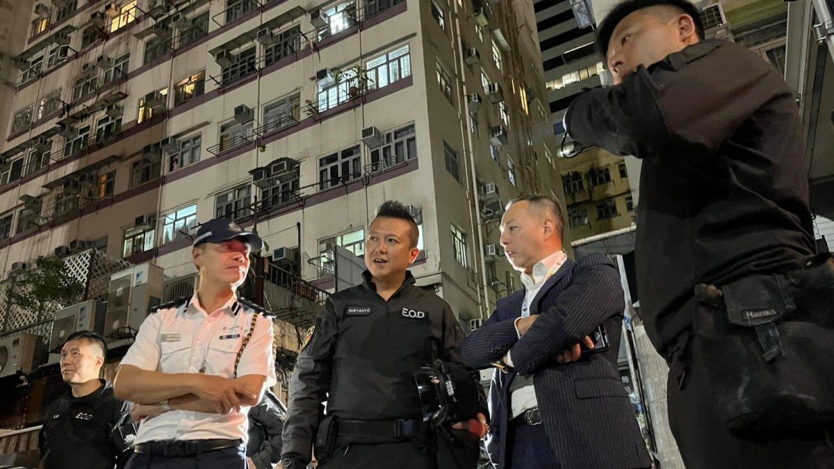 A World War II bomb caused the evacuation of thousands of people in Hong Kong
