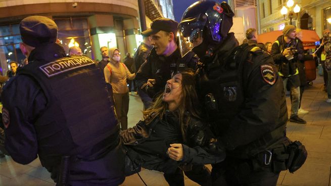 Rusia registró más de 20 protestas contra la movilización anunciada por Vladímir Putin.