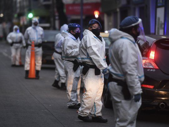 CORONAVIRUS CONTROLES POLICÍA.jpg