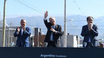 Raúl Jalil, Alberto Fernández y Santiago Maggiotti.