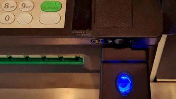¿como retirar plata del cajero con huella digital?