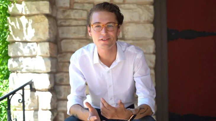 Creyó haber encontrado la forma para ganar millones de dólares, pero se dejó llevar y perdió todo. Creyó haber encontrado la forma para ganar millones de dólares, pero se dejó llevar y perdió todo.