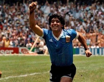 La histórica camiseta de Maradona del 86 se vendió en casi u$s9 millones
