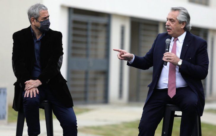El presidente Alberto Fernández y el ministro de Hábitat, Jorge Ferraresi.&nbsp;
