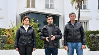 Ignacio Torres, gobernador de Chubut, desde la sede histórica de YPF en Comodoro Rivadavia, donde anunció la presentación judicial.
