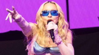 Madonna soprendió a Nueva York. Madonna soprendió a Nueva York.