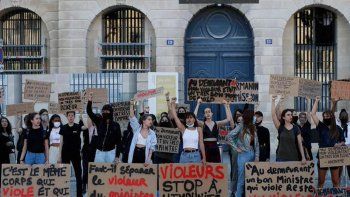 Feministas francesas rechazaron nombramientos en el nuevo gabinete.