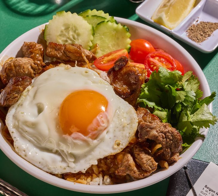 Dirección: Marcelo T. de Alvear 818, Retiro; Soler 4388, Palermo; Bolívar 986, San Telmo. Dirección: Marcelo T. de Alvear 818, Retiro; Soler 4388, Palermo; Bolívar 986, San Telmo.