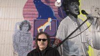 Charly García contará su historia en un nuevo documental.