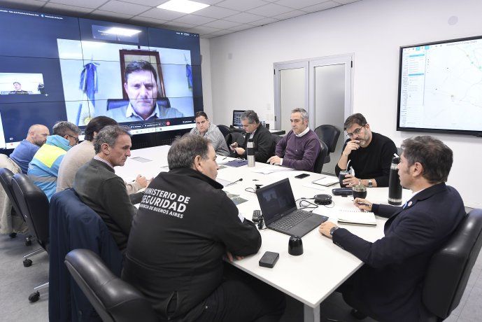 Kicillof se reunió con el comité de emergencia para analizar el despliegue de la asistencia tras el temporal. Kicillof se reunió con el comité de emergencia para analizar el despliegue de la asistencia tras el temporal.
