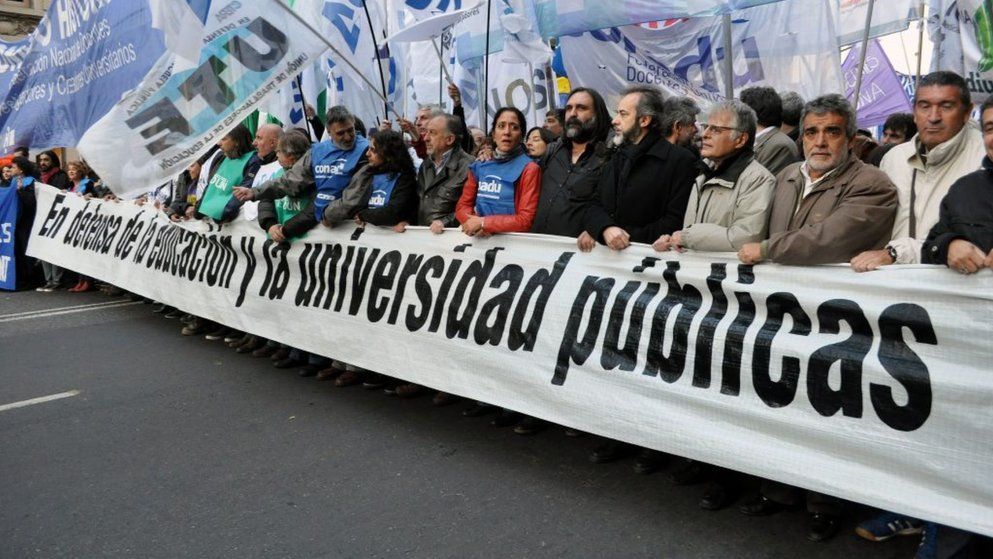 Miles de manifestantes se movilizarán este miércoles 2 de octubre en defensa de las Universidades públicas.