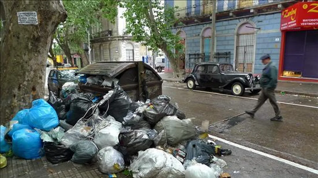 Montevideo atraviesa una compleja situación de basura.&nbsp;