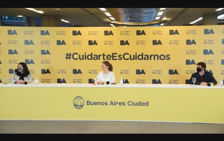 La ministra Soledad Acuña brindó una conferencia de prensa
