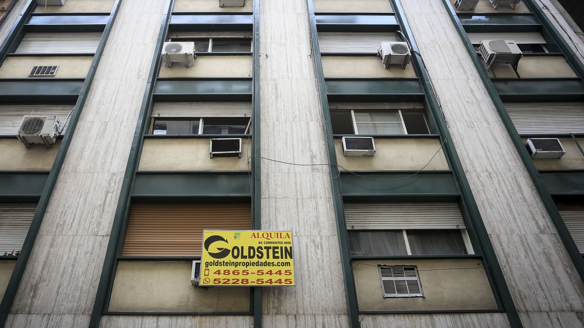 it is necessary to de-dollarize the real estate market