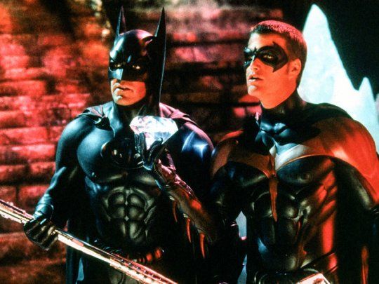 La picante reacción de Tim Burton contra Batman: Le pusieron pezones.