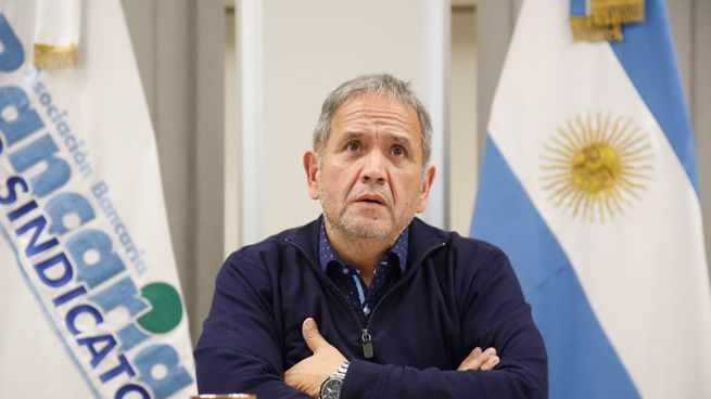 Sergio Palazzo, secretario general de La Bancaria, advirtió por peligros de la reforma laboral.