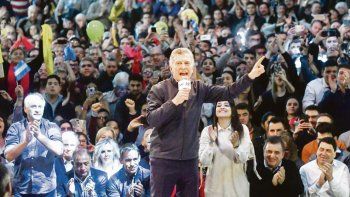 Mauricio Macri cerró su campaña en el interior con un acto en Córdoba, distrito clave para el balotaje de 2015. Ahora, pide adelantar apoyo para las PASO.&nbsp;