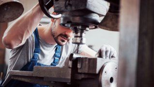 Los técnicos que trabajan en la ley se toman el fin de semana largo para cerrar el proyecto.