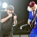 Brian Johnson y Angus Young volverán a pisar suelo argentino en 2026. Brian Johnson y Angus Young volverán a pisar suelo argentino en 2026.