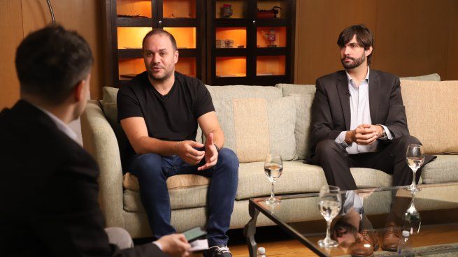 Julián Colombo, de Bitso; y Joaquín Salgueiro, de Organfur, participaron del tercer panel de la Cita de CEOS de Ámbito Debate.